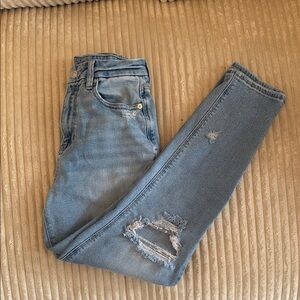 Stylish Blue Distressed Women's Jeans